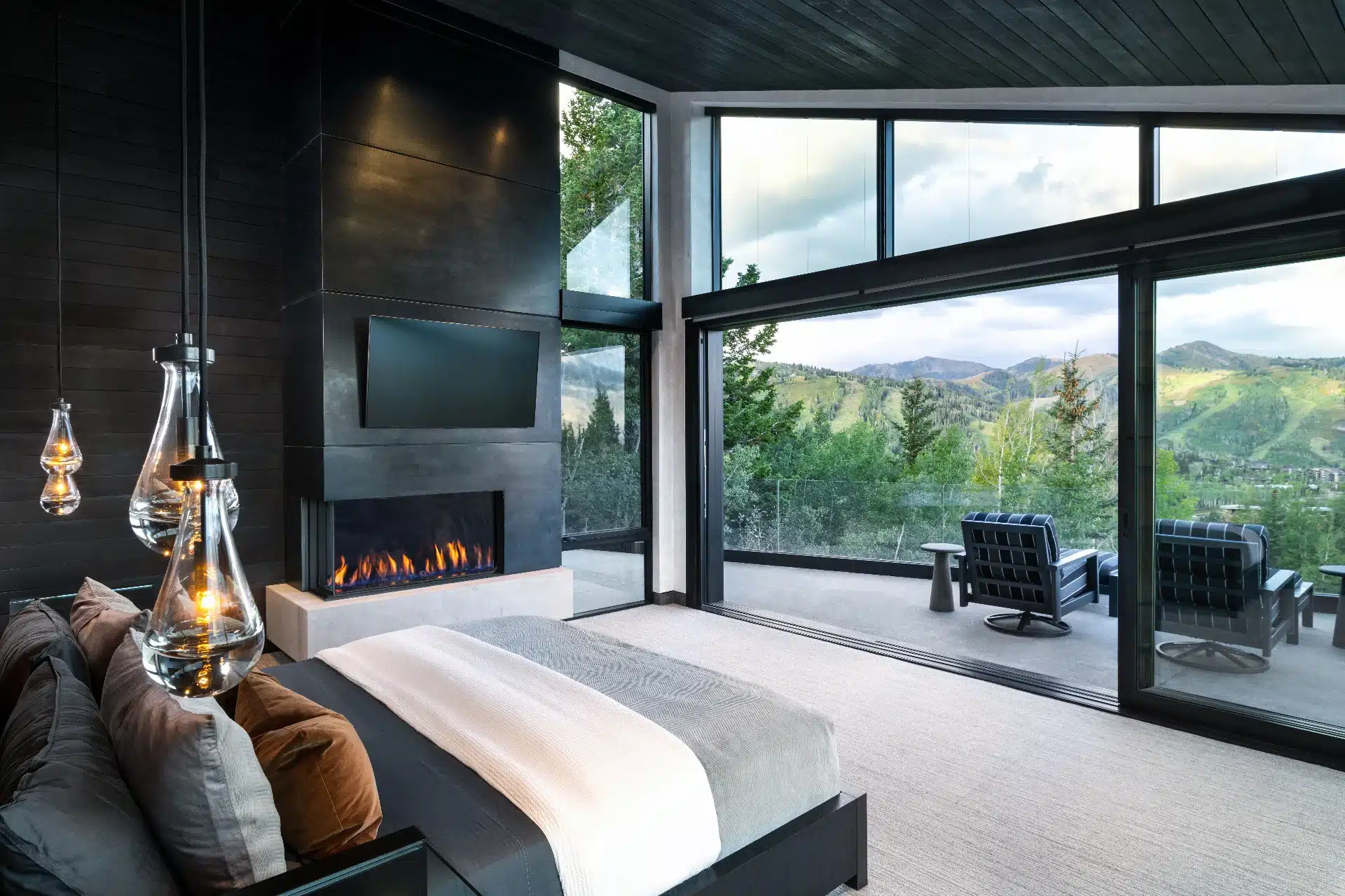 Gallery hero BBVLs09Q